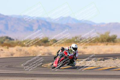 media/Nov-16-2024-CVMA (Sat) [[0e4bb1f32f]]/Race 11-Amateur Supersport Open/